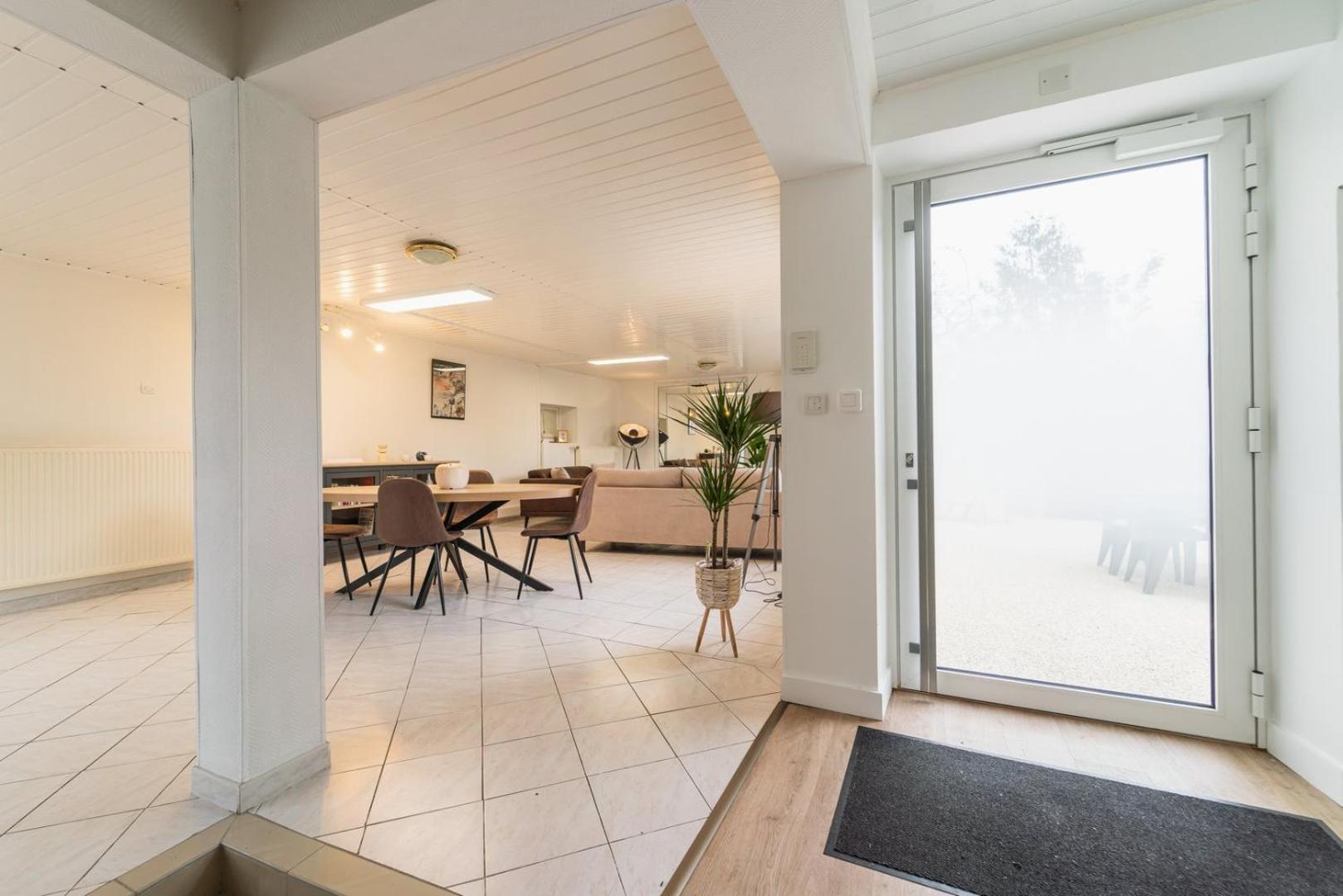 Ferienwohnung Le Gue Sourdeau: 150M² 5 Min From Futuroscope Chasseneuil-du-Poitou Exterior foto