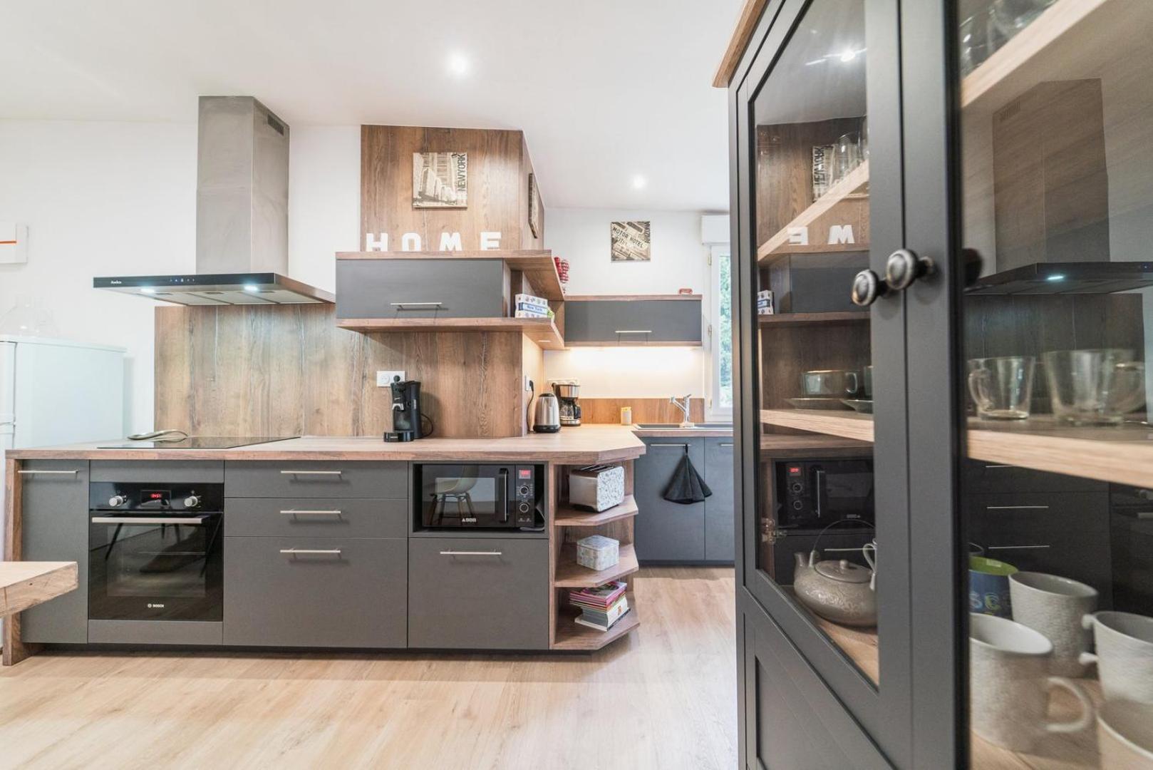 Ferienwohnung Le Gue Sourdeau: 150M² 5 Min From Futuroscope Chasseneuil-du-Poitou Exterior foto
